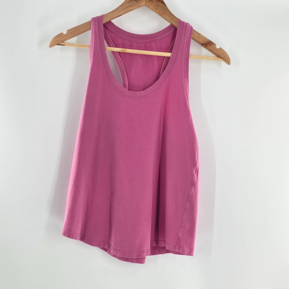 Lululemon Racerback Tank Top Womens 4 Pink Hip Length Crewneck‎ Gym
